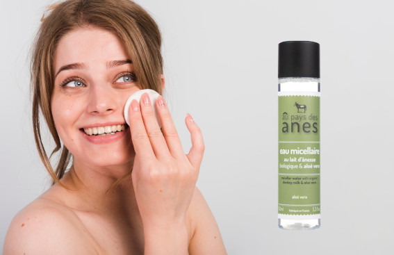 Une eau micellaire au lait d’ânesse pour démaquiller votre peau en douceur