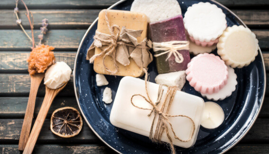 Pourquoi un savon au lait d’ânesse bio ?