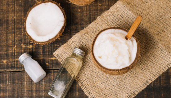 Les bienfaits de l'huile de coco en cosmétique