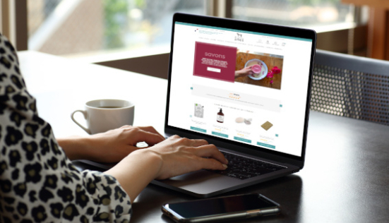 Les avantages à acheter ses savons et cosmétiques sur aupaysdesanes.com