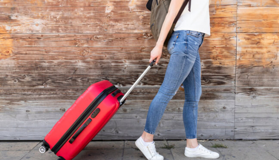 Routine beauté spéciale été : les produits à glisser dans sa valise !