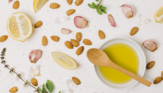 L’amande douce : un ingrédient phare des cosmétiques naturels