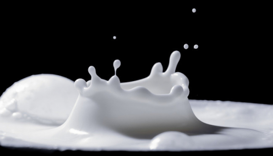 Le lait d’ânesse bio, un ingrédient naturel pour sublimer votre routine beauté