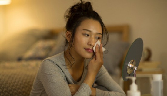 Lait démaquillant, pour quel type de peau ?