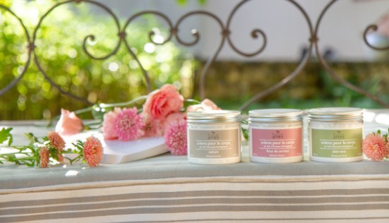 Quelle différence entre une crème visage et une crème corps au lait d’ânesse ?
